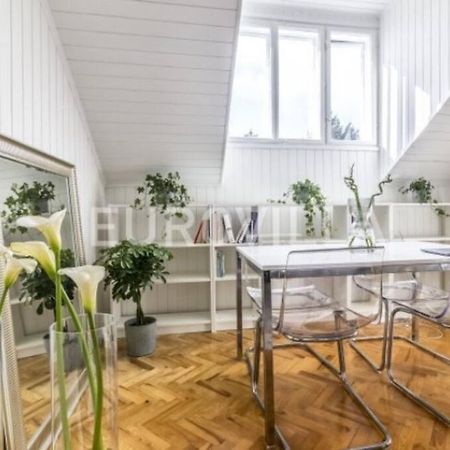 Big, Bright Apartment In The Center Of Zagreb Bagian luar foto