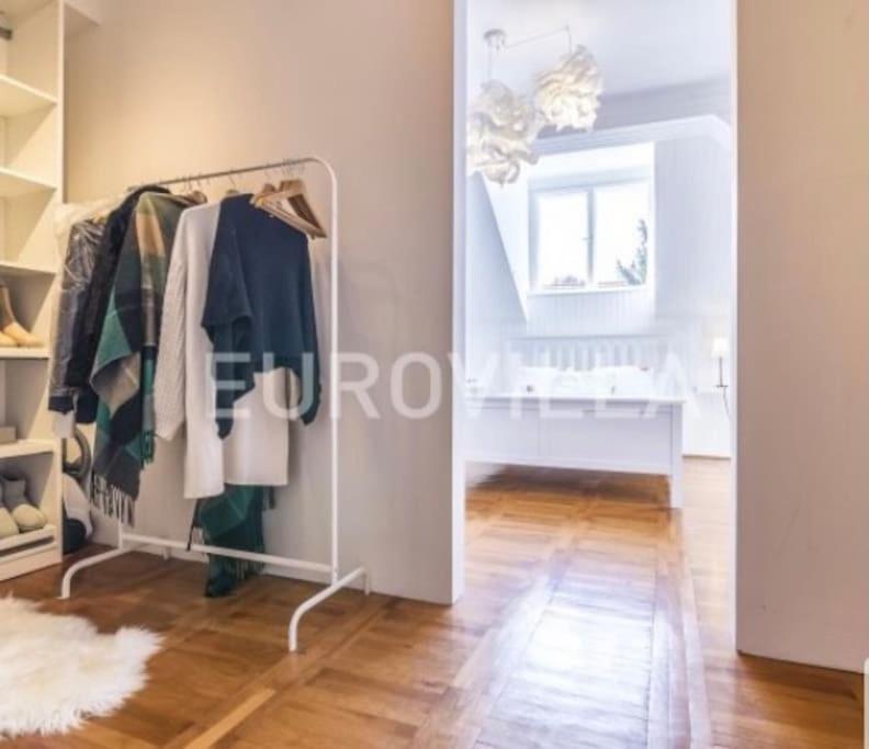 Big, Bright Apartment In The Center Of Zagreb Bagian luar foto